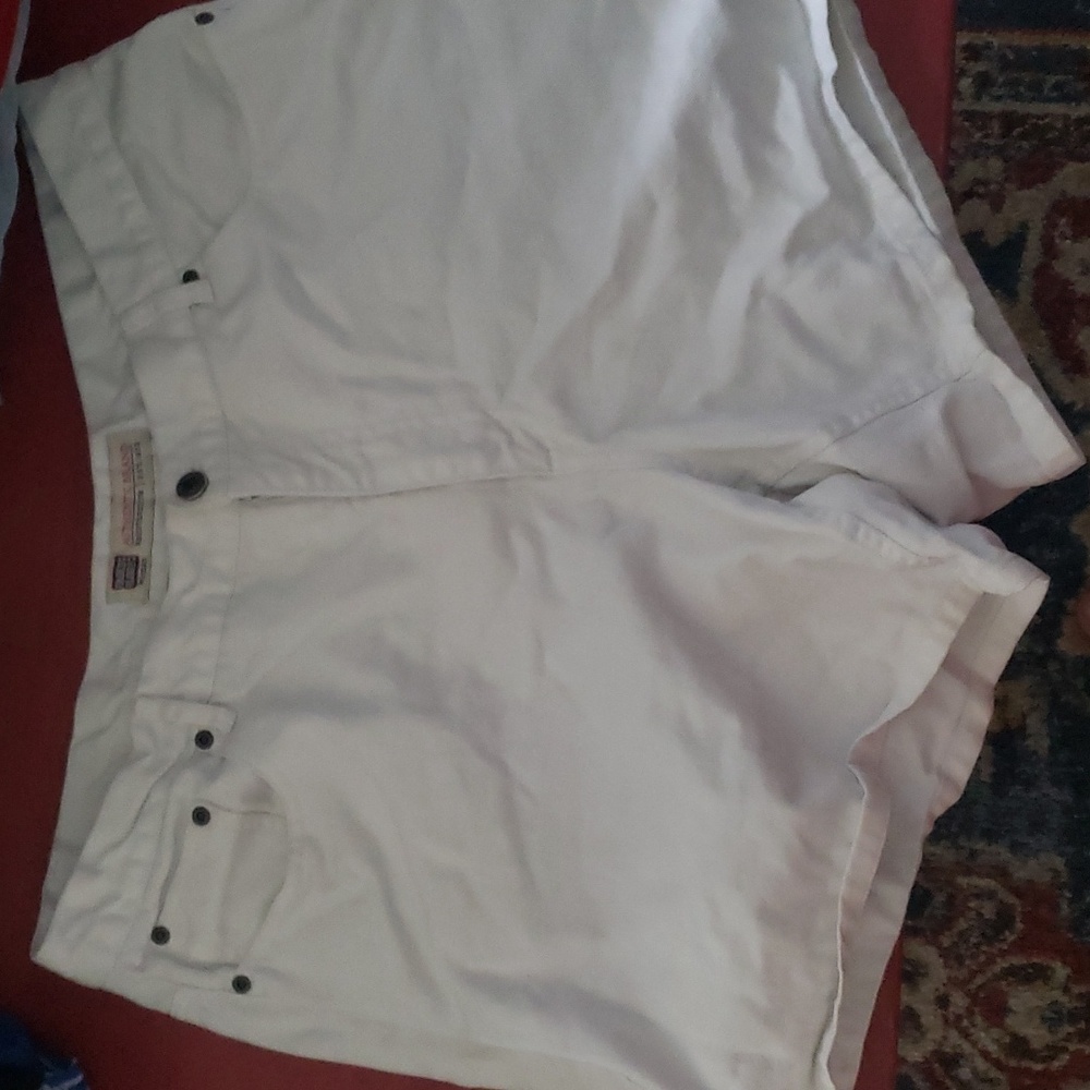 Faded glory size 18 white shorts